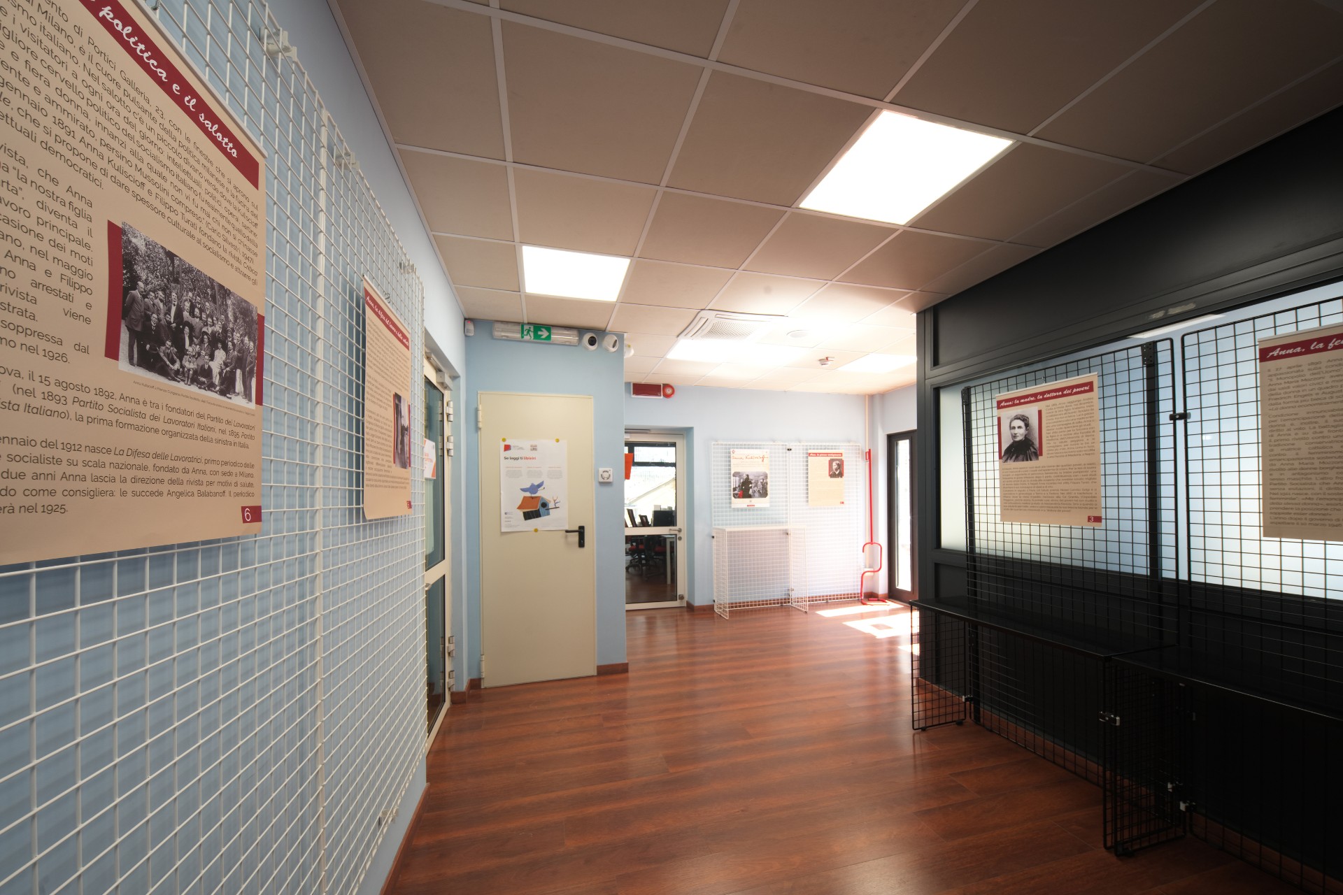 Foto dello spazio espositivo della Biblioteca